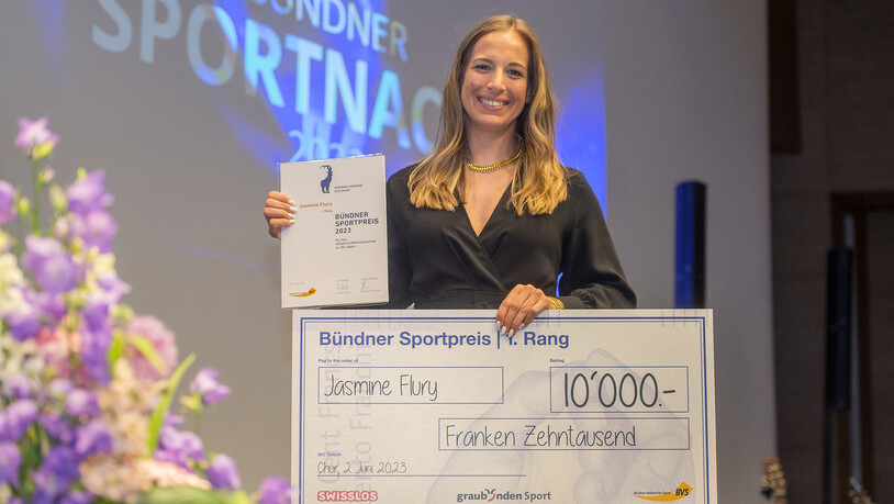 Die strahlende Siegerin: Jasmine Flury ist Bündner Sportlerin des Jahres.