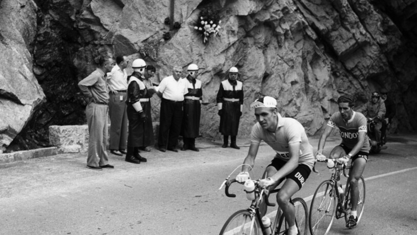 In diesem Tunnel (Bild von der Passage der Tour de Suisse 1959) verstarb vor 75 Jahren der Belgier Richard Depoorter