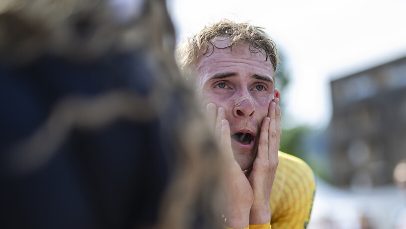 Von den Emotionen übermannt: Mattias Skjelmose, Sieger der Tour de Suisse 2023