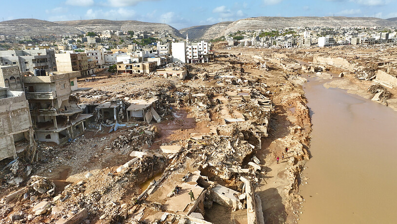 Die verwüstete Hafenstadt Darna. Foto: Jamal Alkomaty/AP/dpa