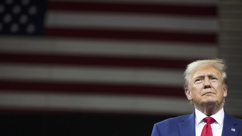 Der frühere US-Präsident Donald Trump will Medienberichten zufolge auch der zweiten Fernsehdebatte der Republikaner zur US-Präsidentschaftswahl 2024 fernbleiben. Foto: Toby Brusseau/AP/dpa