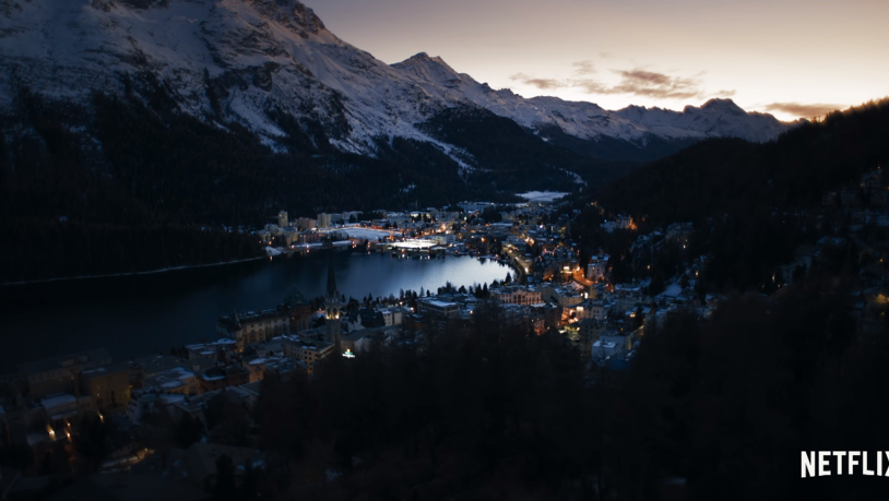 Ein Teil der Handlung spielt auch in St. Moritz. 