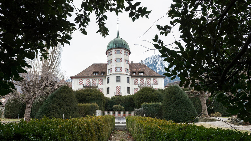 Seit rund 332 Jahren steht das Untere Schloss in Zizers. Das mittlerweile geschlossene Altersheim war 1899 ins Schloss gezogen und bot ursprünglich vor allem pensionierten Priestern eine Bleibe.