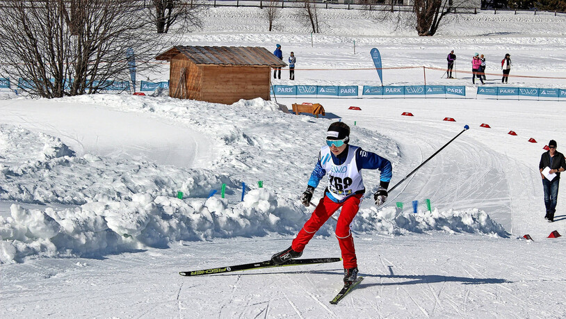 Fiona Huber gewann die Langlauf-Konkurrenz bei den Mädchen, Kategorie 2.