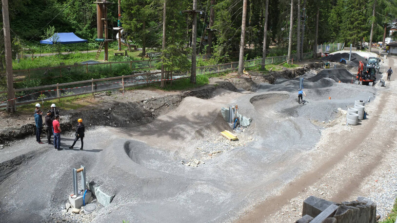 Das zur Verfügung stehende Gelände wird mit dem Parcours optimal ausgenutzt.