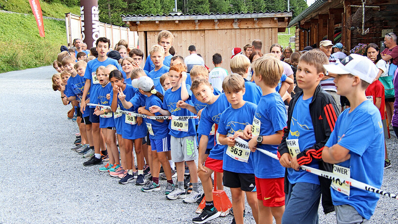 Die Basler Lagerteilnehmenden feuerten nicht nur die eigenen Leute an.