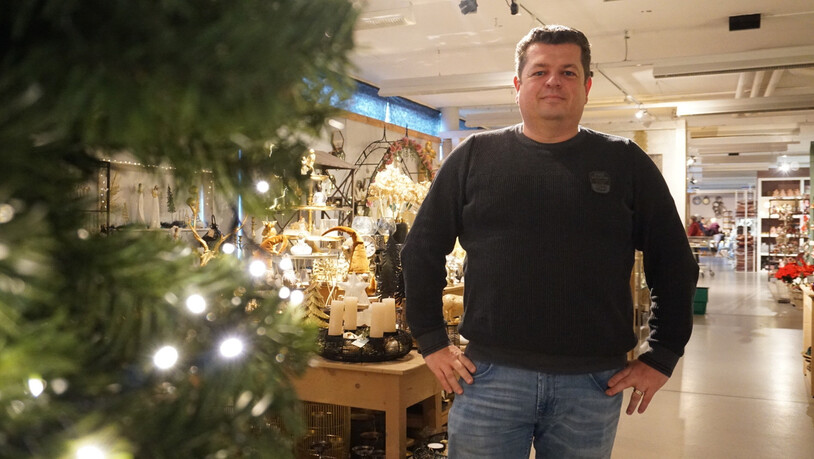 Funkelnde Weihnachtswelt: Laut Geschäftsinhaber René Treier kaufen die Kunden im Gartencenter in diesem Jahr weniger Adventsbeleuchtung.