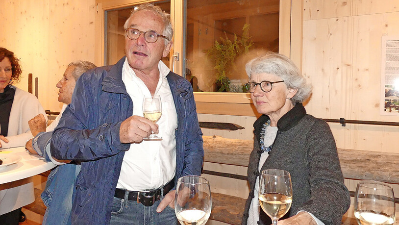 Peter Flury (Kurator Medizinmuseum) und Barbara Ryf (Kunstvermittlerin Kirchner Museum) im Gespräch.