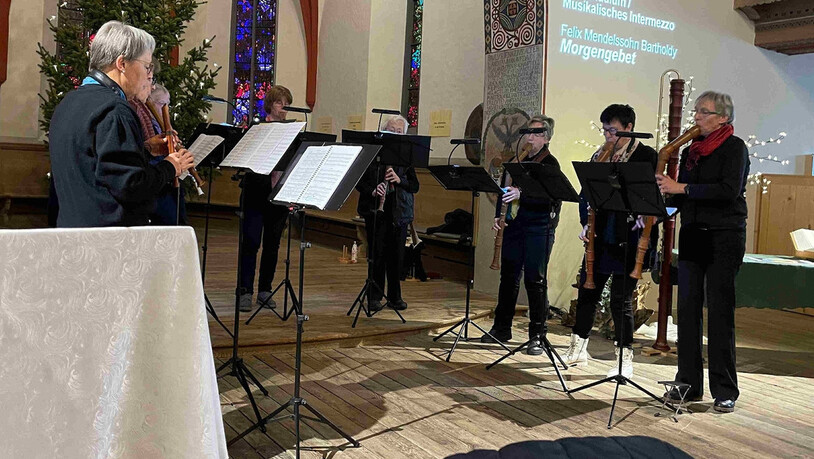 Das Flöten-Ensemble unter der Leitung von Elisabeth Pfister gestaltete einen musikalisch feierlichen Rahmen.