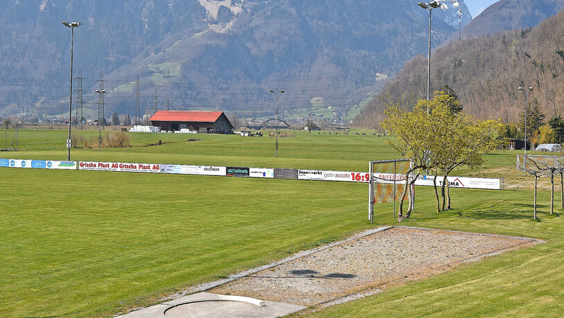 Kunst- statt Naturrasen: Hinter dem Hauptfussballplatz will der FC Weesen einen Kunstrasenplatz bauen, um beim Spiel- und Trainingsbetrieb wetterunabhängig zu sein.