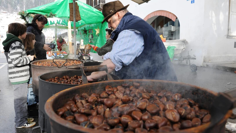 Weihnachtsmarkt Ilanz Marroni