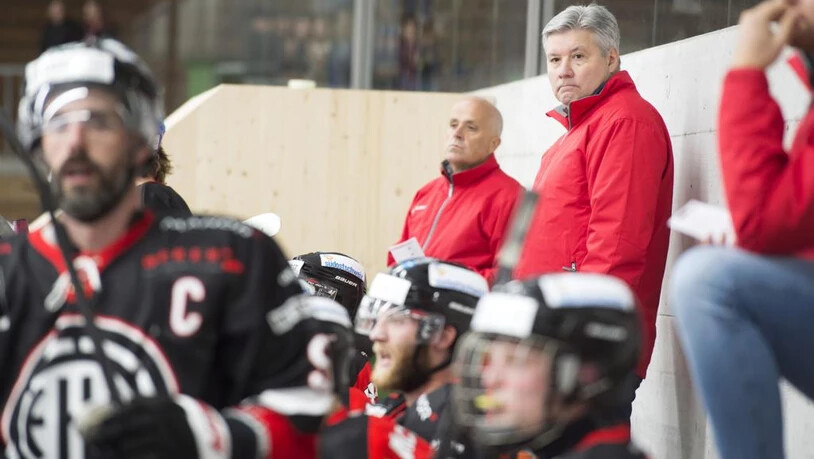 Ein bitterer Eishockeyabend für Headcoach Konstantin Kursashev und seine Spieler.
