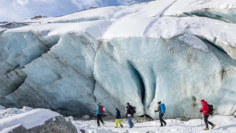 Morteratschgletscher Grotte Gletschergrotte Gletscher