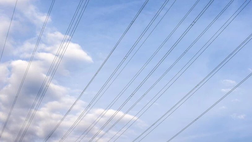 Hochspannungsleitungen Strom Strompreise