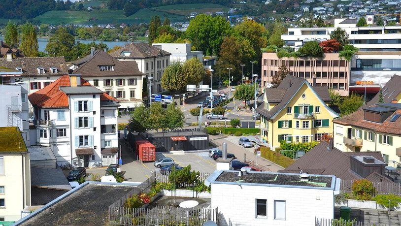 Stadthof Süd: Das Projekt soll zwischen den Einkaufszentren Sonnenhof und Albuville realisiert werden. (Bild: Markus Timo Rüegg)
