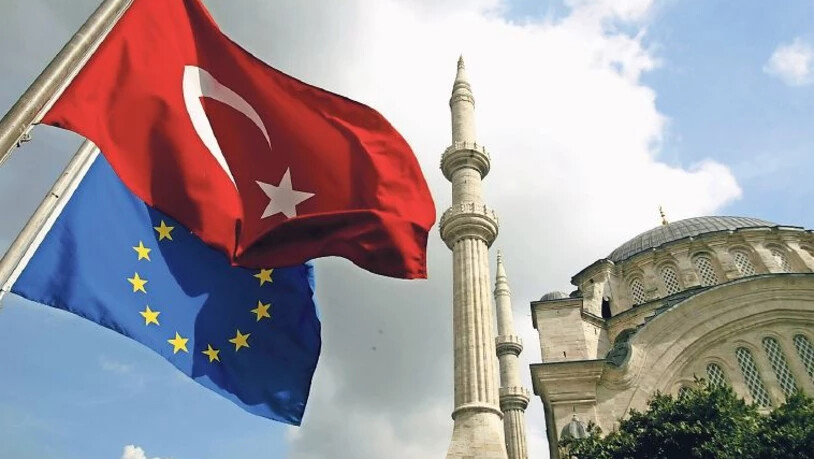 Am Flüchtlingsdeal halten die Türkei und die Europäische Union fest. Bild Keystone
