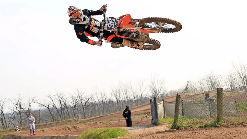 Überflieger: Marcel Leupi  wird in Agasul guter Dritter.