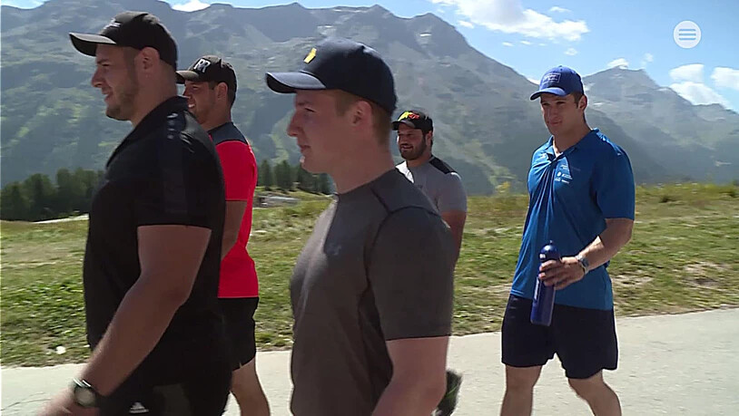 Samir Leuppi, Roger Rychen, Aaron Rüegger, Marco Nägeli und Armon Orlik (von links) auf Salastrains.