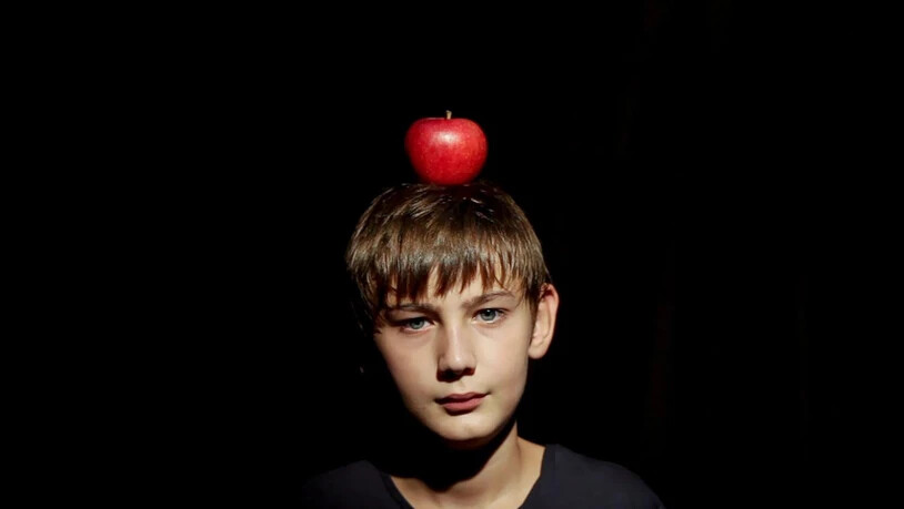 Der zwölfjährige Andri Portmann spielt den Walter im philosophisch erweiterten «Tell» von Jakob Ruf.