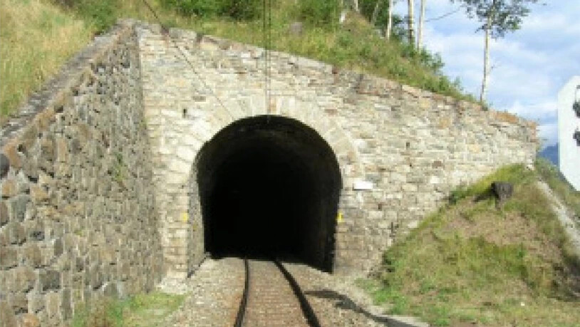 Das Tunnelportal Giarsun.