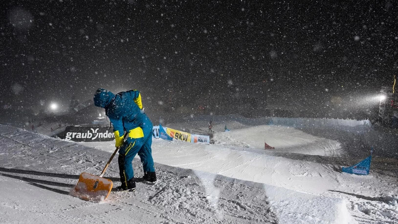 Dichter Schneefall verhinderte in Arosa einen regulären Skicross.