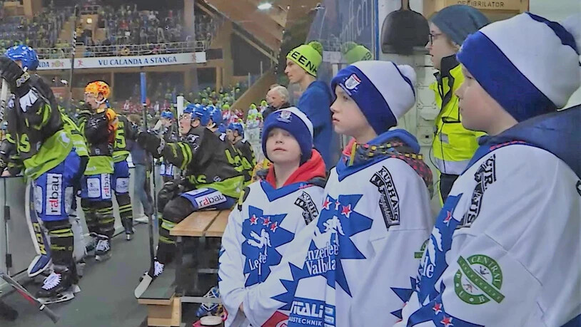 Nach einem Znacht im Stadionrestaurant gings direkt zu den Spielerbänken...