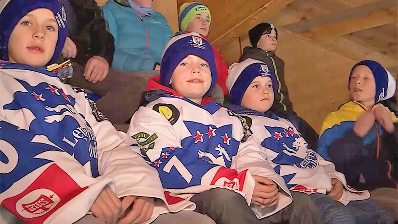 Danach ging es hinauf in die Präsidentenloge, um den Match der Davoser gegen Lausanne zu verfolgen.