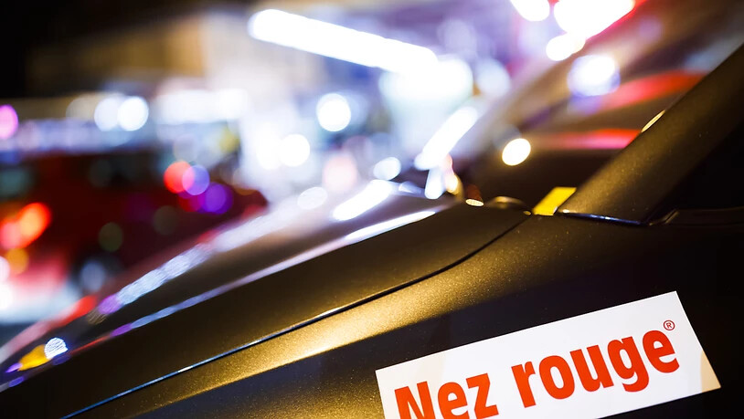 Fremder Chauffeur im eigenen Auto: Nez Rouge bringt im Dezember jeweils Tausende Angesäuselte in ihren eigenen Autos nach Hause.