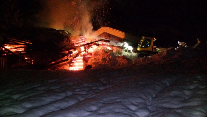 Für die Feuerbekämpfung stand vor Ort kein Wasser zur Verfügung.