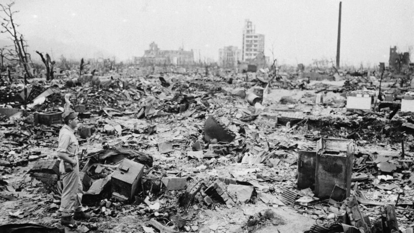 Trümmer nach dem Atombombenabwurf auf Hiroshima 1945 - diese Bombe gälte heute als Atomwaffe mit geringer Sprengkraft. (Archiv)
