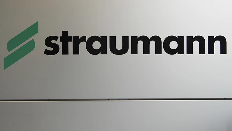 Ein Fünftel mehr Gewinn als im Vorjahr hat der Zahnimplantatehersteller Straumann 2017 eingefahren.