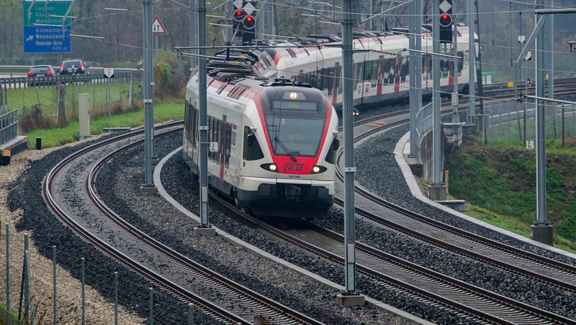 An drei kleineren Bahnhöfen auf der Strecke Cadenazzo - Luino im Tessin führt die SBB derzeit schweizweit erstmals einen Test mit "Halt auf Verlangen" durch. (Archivbild)