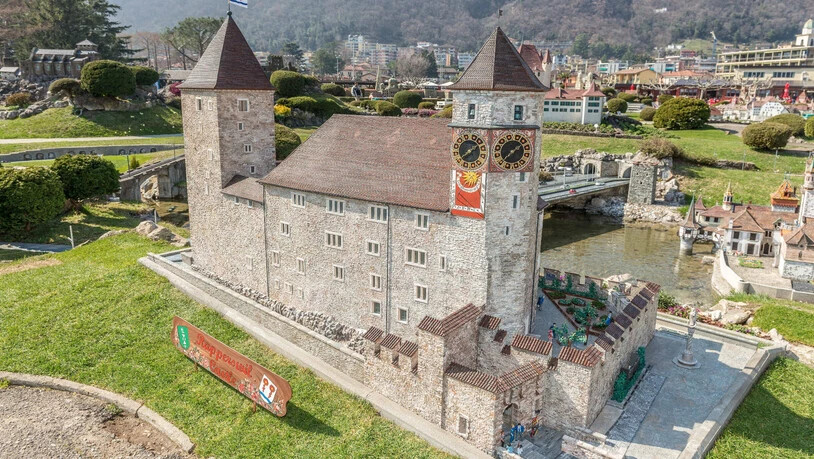 Die neueste Attraktion im Swiss Miniature in Melide ist: Das Schloss Rapperswil.