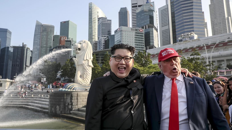 Die Doppelgänger von Kim Jong Un und Donald Trump sind schon in Singapur, und sind guter Dinge.