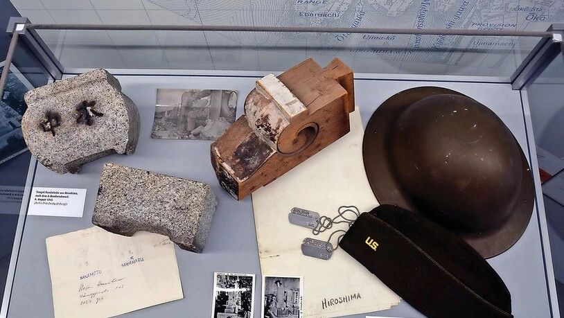 Aus Hiroshima brachte der Glarner Physiker auch einige Exponate mit in die Schweiz, zu sehen im Ortsmuseum Mollis.