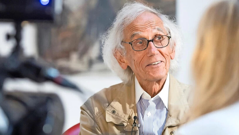 Energie für Neues: Christo blickt beim Interview am Freitagabend in Chur zurück auf 60 Jahre aufregendes Schaffen, konzentriert sich aber bereits auf sein nächstes Projekt in Abu Dhabi.