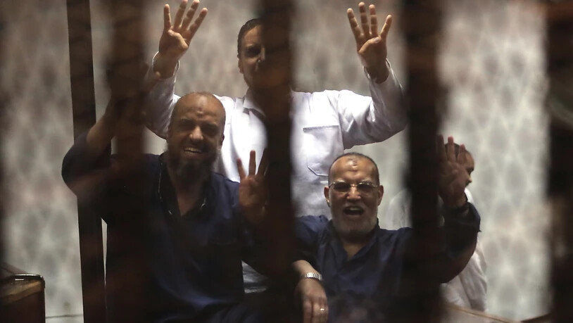 Zum Tod verurteilt: Muslimbrüder-Führer Issam al-Irian (rechts) und Mohammes al-Beltagui in einem Bild von 2015.
