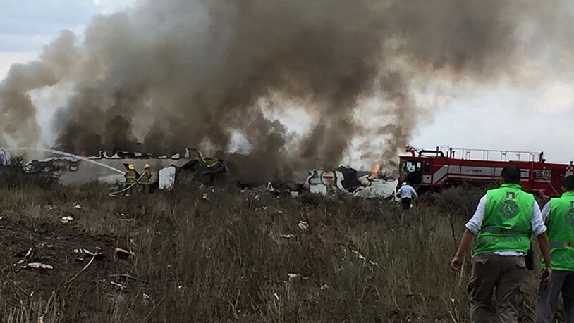 Ein Flugzeug der Fluggesellschaft Aeroméxico ist am Dienstag kurz nach dem Start verunglückt - bisher sind allerdings keine Todesopfer zu beklagen.