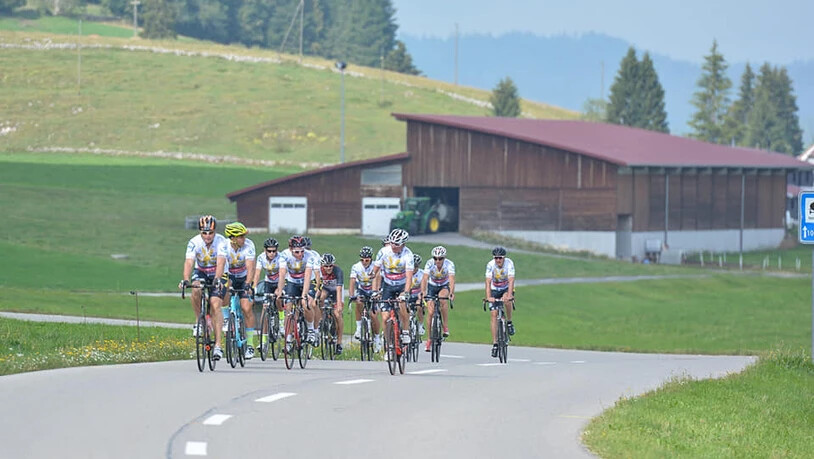 Die erste Etappe führt die Teilnehmer bis nach Bern.