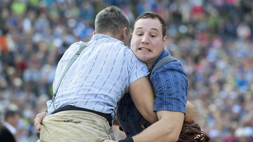Viel Kraftaufwand, kein Sieger: Die Youngsters Samuel Giger (links) und Joel Wicki stellten.