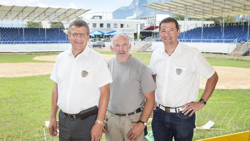 Die Organisatoren Sepp Föhn, Thomas Gosswiler und Edi Philipp (von links) sind bereit für den Nachwuchsschwingertag. 