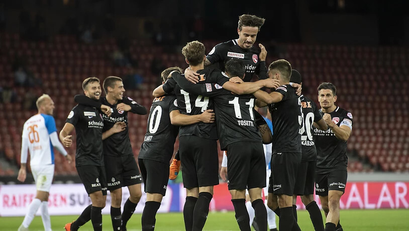 Der FC Thun freut sich im Letzigrund über drei Punkte