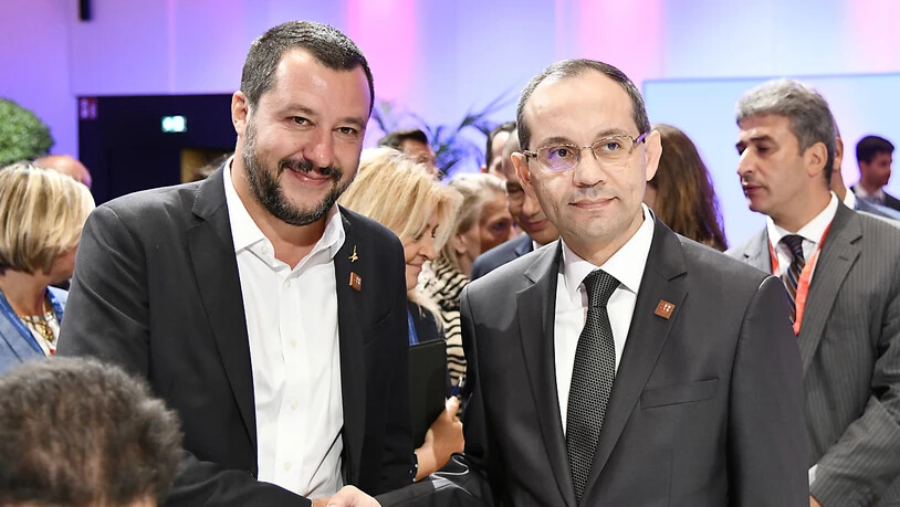 Gemeinsame Sache: Matteo Salvini, Italiens Innenminister und Hichem Fourati Tunesiens Innenminister, trafen sich bereits im Rahmen einer Konferenz zu Sicherheit und Migration am 14. September in Wien (Archivbild)