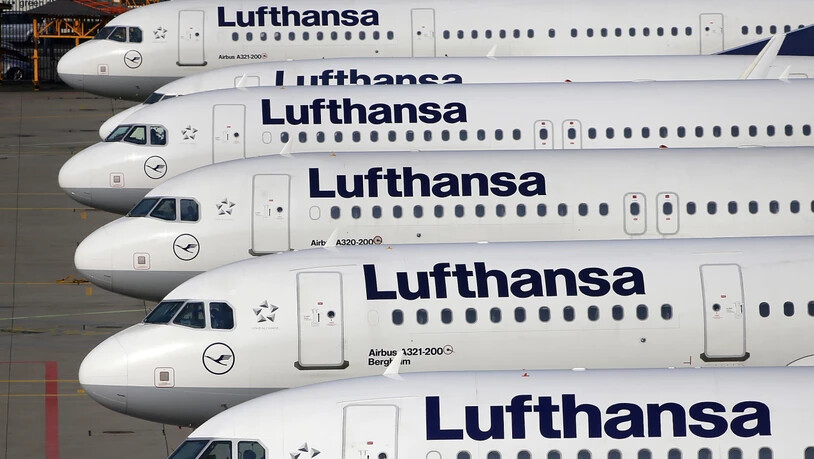 Beim Lufthansa-Konzern, zu dem neben der Lufthansa auch die Fluggesellschaften Swiss und Austrian gehören, sind im laufenden Jahr bereits 18'000 Flüge gestrichen worden. (Archivbild)