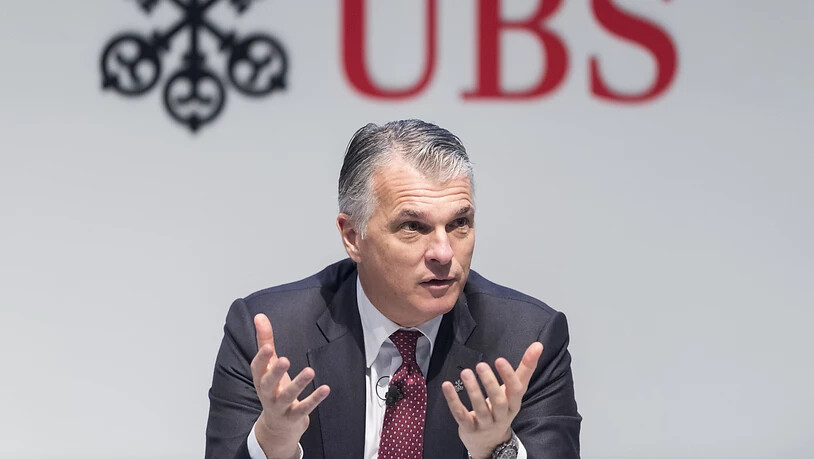 UBS-Chef Sergio Ermotti fährt mit seiner Grossbank deutlich mehr Gewinn ein. (Archiv)