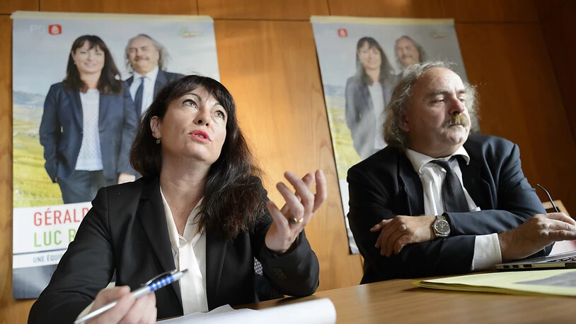 Géraldine Savary und Luc Recordon während der zweiten Runde des Wahlkampfs für einen Ständeratssitz im Jahr 2015. (Archivbild)