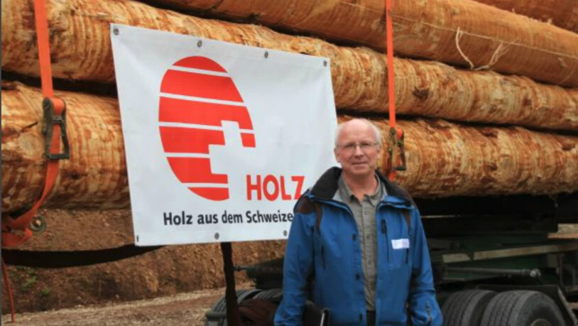 Rolf Ehrbar, Revierförster der Waldregion 4, blickt der Zukunft besorgt entgegen. 