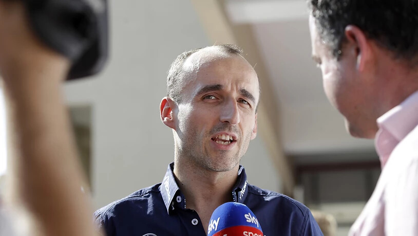 Robert Kubica ist in Abu Dhabi ein gefragter Interview-Partner