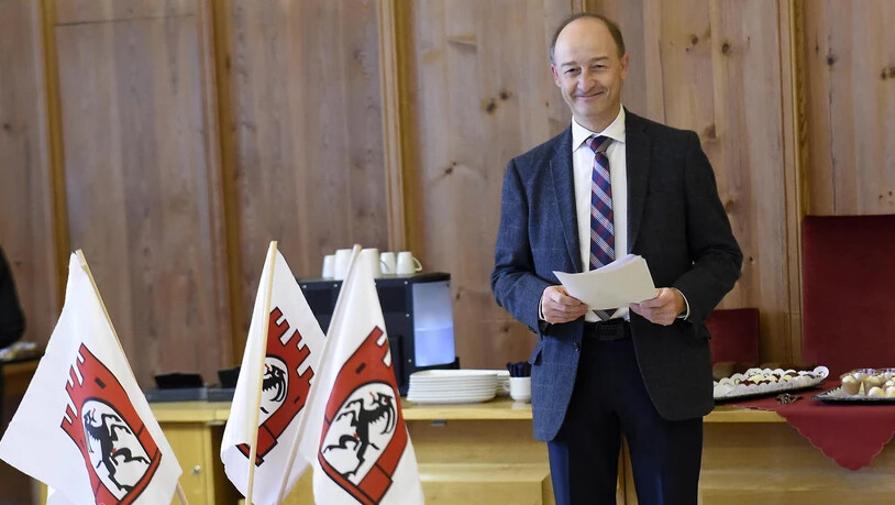 Urs Marti darf ein erfreuliches Abstimmungsresultat bekannt geben.