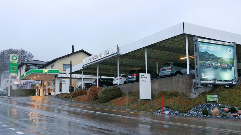 Die Auto Steiner AG ist verkauft worden. Die neue Besitzerin schliesst den Standort Gommiswald in Kürze. 